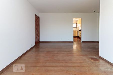 Sala de apartamento à venda com 3 quartos, 92m² em Alto de Pinheiros, São Paulo