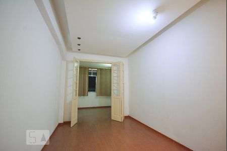 Sala de apartamento para alugar com 1 quarto, 70m² em Centro, Rio de Janeiro