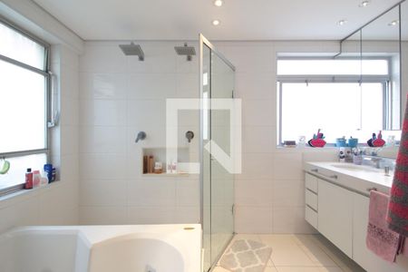 Apartamento para alugar com 127m², 3 quartos e 1 vagaBanheiro da Suíte 1