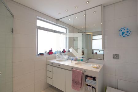 Apartamento para alugar com 127m², 3 quartos e 1 vagaBanheiro da Suíte 1