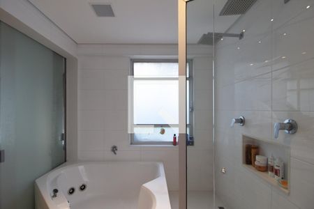 Apartamento para alugar com 127m², 3 quartos e 1 vagaBanheiro da Suíte 1