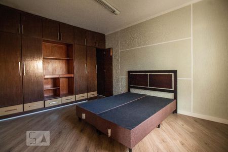 Suíte de casa para alugar com 4 quartos, 180m² em Vila Moinho Velho, São Paulo