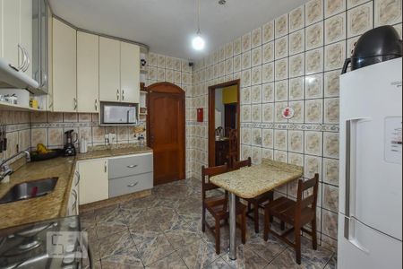 Casa à venda com 300m², 9 quartos e 4 vagasCozinha