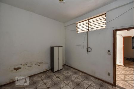Casa à venda com 300m², 9 quartos e 4 vagasSegundo Pavimento Quarto 1