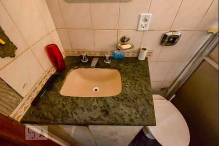 Casa à venda com 300m², 9 quartos e 4 vagasBanheiro Social