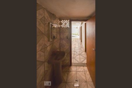 Casa à venda com 300m², 9 quartos e 4 vagasSegundo Pavimento Banheiro 2