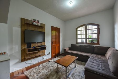 Sala de casa à venda com 9 quartos, 300m² em Betânia, Belo Horizonte