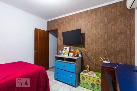 Casa à venda com 100m², 4 quartos e 2 vagasQuarto 3