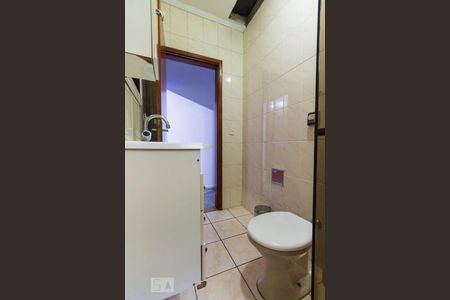 Casa à venda com 100m², 4 quartos e 2 vagasBanheiro Social