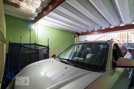 Casa à venda com 100m², 4 quartos e 2 vagasGaragem