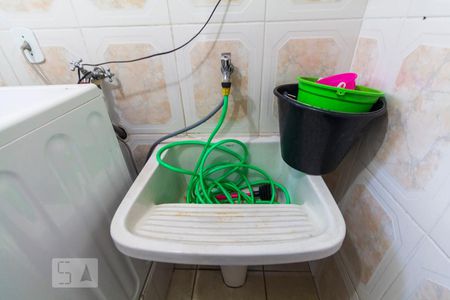 Casa à venda com 100m², 4 quartos e 2 vagasÁrea de Serviço