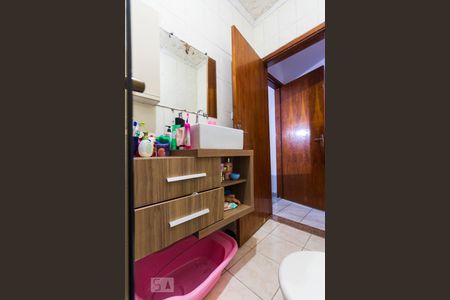 Casa à venda com 100m², 4 quartos e 2 vagasSuíte - Quarto 2
