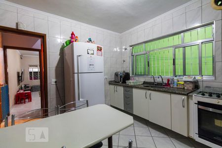 Casa à venda com 100m², 4 quartos e 2 vagasCozinha