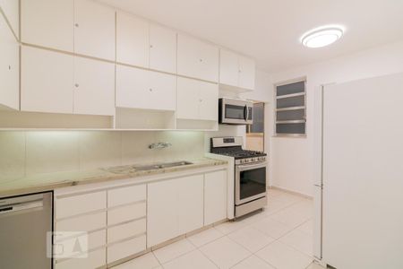 Apartamento para alugar com 90m², 2 quartos e 1 vaga Apartamento para alugar com 90m², 2 quartos e 1 vagaCozinha