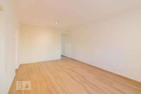 Apartamento para alugar com 90m², 2 quartos e 1 vaga Apartamento para alugar com 90m², 2 quartos e 1 vagaSala