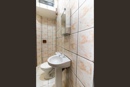 Casa para alugar com 60m², 1 quarto e sem vagaBanheiro