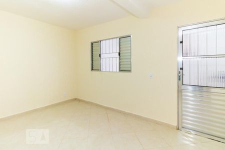 Quarto de casa para alugar com 1 quarto, 60m² em Parque Vitoria, São Paulo