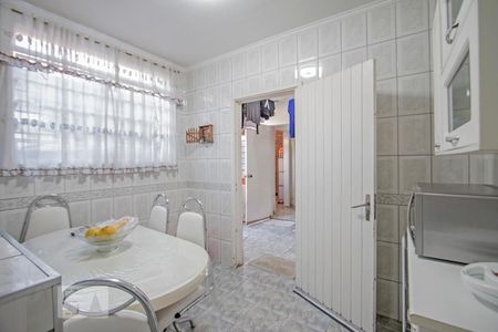Casa à venda com 170m², 3 quartos e 2 vagasCopa