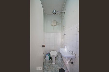 Casa à venda com 170m², 3 quartos e 2 vagasBanheiro de Serviço