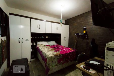 Casa à venda com 250m², 3 quartos e 2 vagasEdícula - Quarto