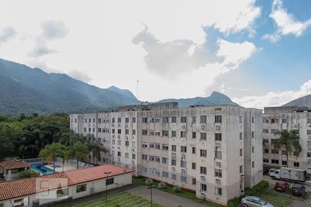Vista de apartamento à venda com 2 quartos, 45m² em Vargem Pequena, Rio de Janeiro