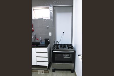 Cozinha de apartamento para alugar com 2 quartos, 72m² em Estrela Dalva, Belo Horizonte