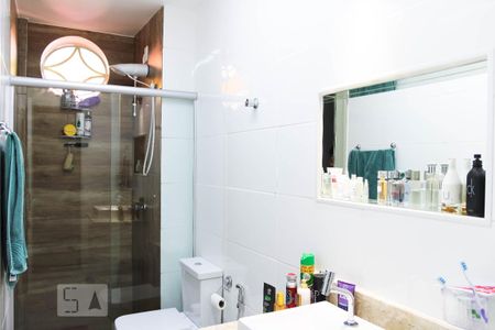 Banheiro de apartamento para alugar com 2 quartos, 72m² em Estrela Dalva, Belo Horizonte