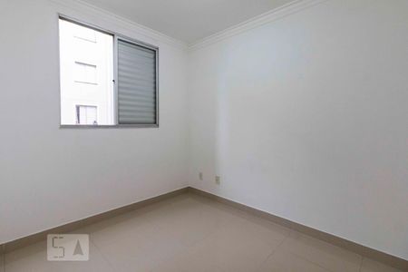 Quarto 2 de apartamento para alugar com 2 quartos, 46m² em Jardim Ângela (zona Leste), São Paulo