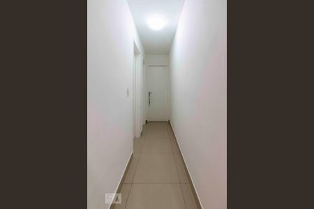 Corredor de apartamento para alugar com 2 quartos, 46m² em Jardim Ângela (zona Leste), São Paulo