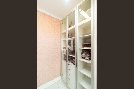 Apartamento para alugar com 336m², 4 quartos e 5 vagasDespensa