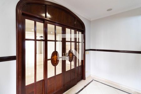 Apartamento para alugar com 336m², 4 quartos e 5 vagasDetalhe