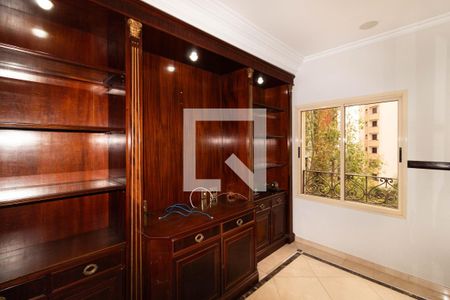 Apartamento para alugar com 336m², 4 quartos e 5 vagasDetalhe