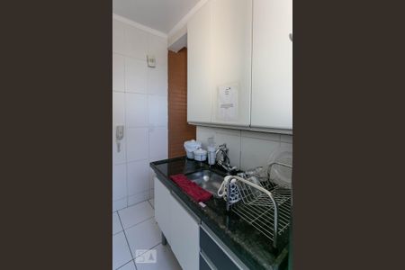 Cozinha de apartamento para alugar com 2 quartos, 45m² em Dona Clara, Belo Horizonte