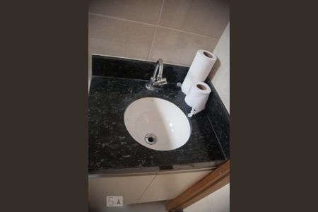 Apartamento para alugar com 42m², 2 quartos e 1 vaga Apartamento para alugar com 42m², 2 quartos e 1 vagaBanheiro