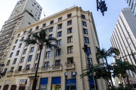 Studio para alugar com 20m², 1 quarto e sem vaga Studio para alugar com 20m², 1 quarto e sem vagaFachada