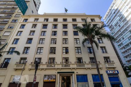 Studio para alugar com 20m², 1 quarto e sem vaga Studio para alugar com 20m², 1 quarto e sem vagaFachada