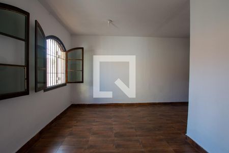 SALA de casa para alugar com 3 quartos, 125m² em Ferreira, São Paulo
