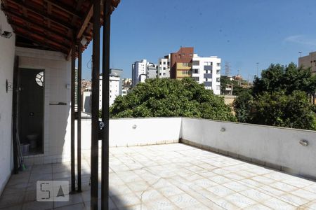 Apartamento à venda com 220m², 4 quartos e 1 vagaTerraço