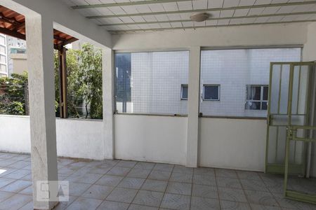 Apartamento à venda com 220m², 4 quartos e 1 vagaTerraço