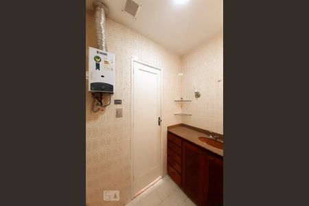 Apartamento à venda com 70m², 2 quartos e sem vagaBanheiro Social