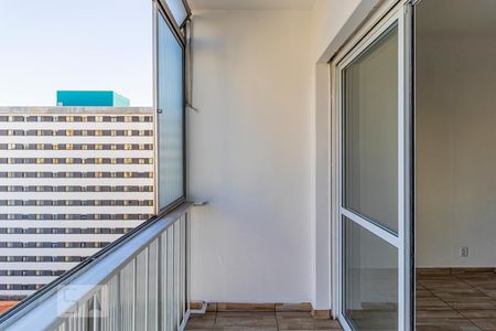 Varanda de kitnet/studio à venda com 1 quarto, 39m² em Vila Buarque, São Paulo