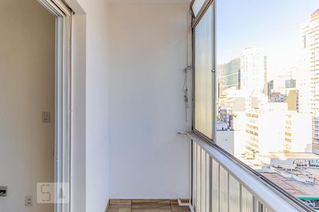 Varanda de kitnet/studio à venda com 1 quarto, 39m² em Vila Buarque, São Paulo