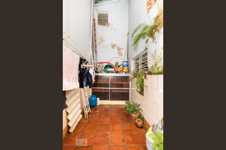 Casa à venda com 96m², 2 quartos e 1 vagaÁrea de Serviço