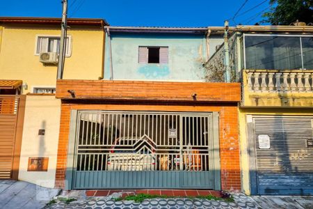 Casa à venda com 96m², 2 quartos e 1 vagaFachada