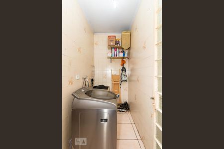 Casa à venda com 96m², 2 quartos e 1 vagaÁrea de Serviço