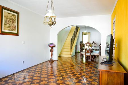 Casa à venda com 100m², 3 quartos e 3 vagasSala Vista Ampla