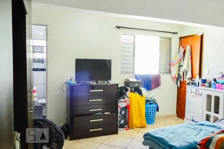 Casa à venda com 100m², 3 quartos e 3 vagasQuarto 1 Janela