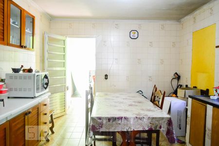 Casa à venda com 100m², 3 quartos e 3 vagasCozinha Entrada