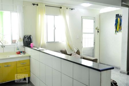 Casa à venda com 100m², 3 quartos e 3 vagasSala e Cozinha Janela