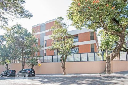 Apartamento para alugar com 45m², 1 quarto e 1 vaga Apartamento para alugar com 45m², 1 quarto e 1 vagaFachada